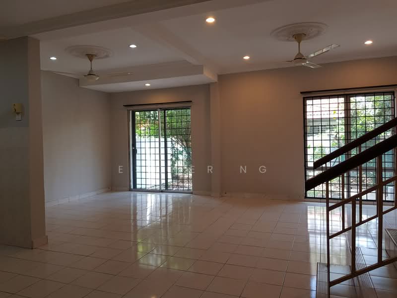 2-storey Terraced House for Sale in Taman Tasik Prima (Puchong) - Esther Ng - Living Room - PropertyGuru.com.my