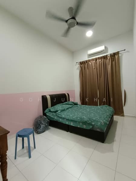 Semi-Detached House for Rent in Taman Klebang Utama (Klebang) - Goh Jun Khai - Bedroom - PropertyGuru.com.my