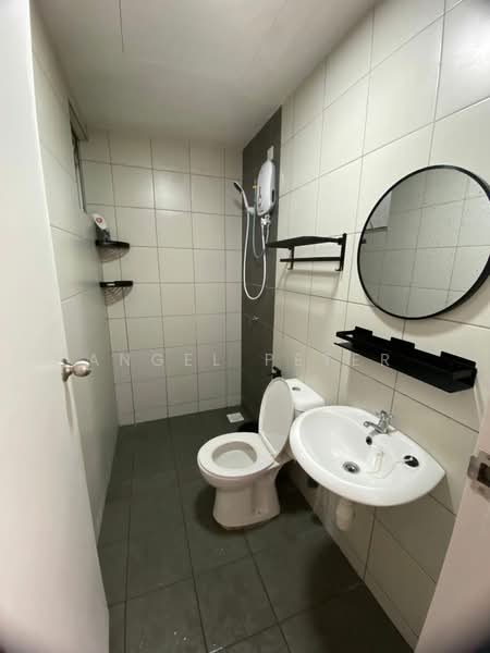 Condominium for Rent at Vista Saujana - Angel Peter - Bathroom - PropertyGuru.com.my