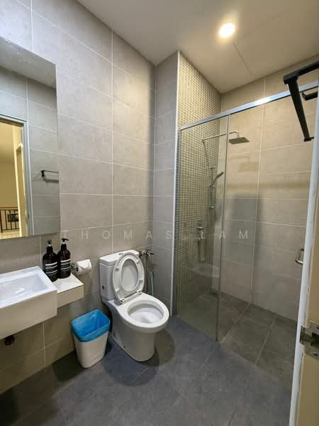 Service Residence for Sale at Bali Residences - Thomas Lam - Bathroom - PropertyGuru.com.my