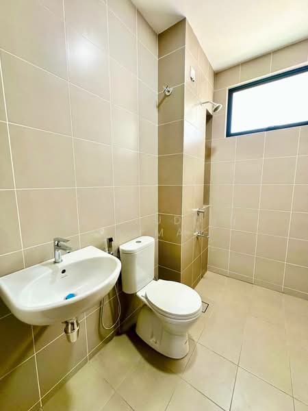 2-storey Terraced House for Sale in Bandar Bukit Raja (Klang) - Zahiruddin Rahman - Bathroom - PropertyGuru.com.my