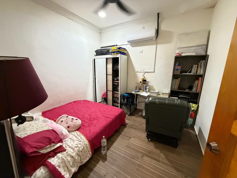 1-storey Terraced House for Sale in Taman Melaka Baru (Batu Berendam) - Azlina Muslim - Bedroom - PropertyGuru.com.my