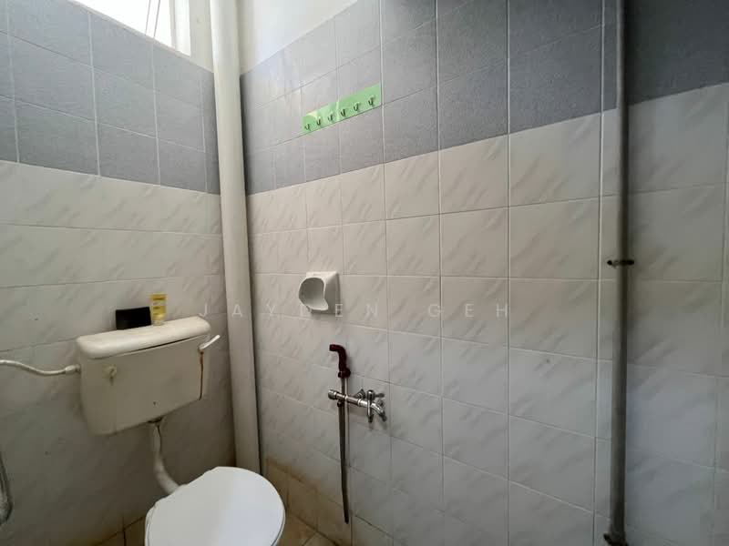 Shop / Office for Rent in Alor Setar (Kedah) - Jayden Geh - Bathroom - PropertyGuru.com.my