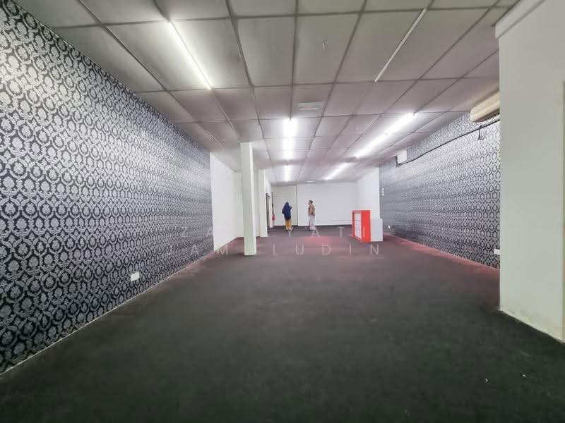 Shop / Office untuk Dijual di Shah Alam (Selangor) - Zahayati Jamaludin - Interior - PropertyGuru.com.my