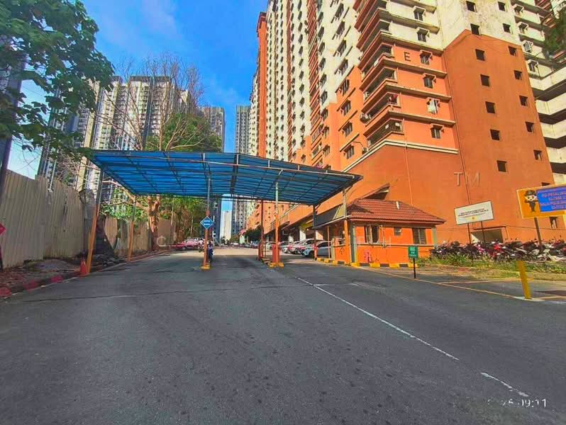 Flora Damansara Apartment untuk Untuk Dijual - RM 131,000, Feb 2026 - Exterior - PropertyGuru.com.my
