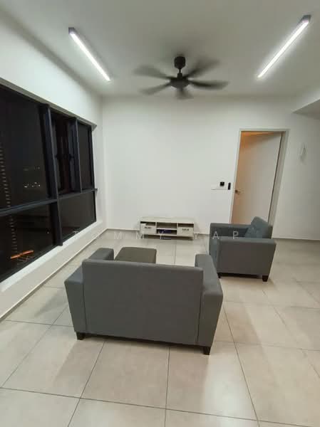 Condominium for Rent at EdgeWood Residences @ SkySanctuary - Tommy Yap - Living Room - PropertyGuru.com.my