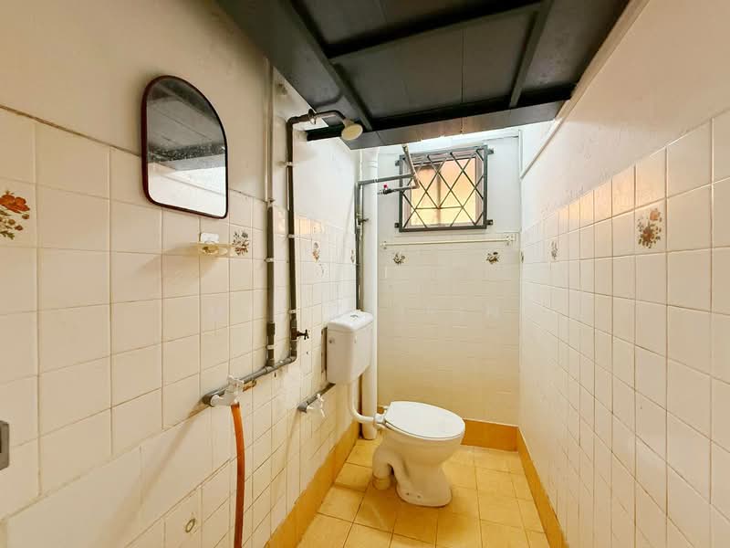 Flat Pandan Indah 3/3 untuk Untuk Dijual - RM 190,000, Feb 2026 - Bathroom - PropertyGuru.com.my