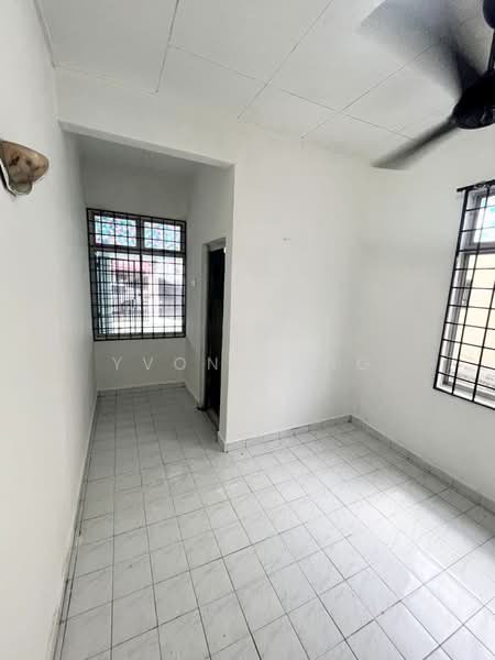 2-storey Terraced House for Rent in Taman Puteri Wangsa (Ulu Tiram) - Yvonne Ng - Interior - PropertyGuru.com.my