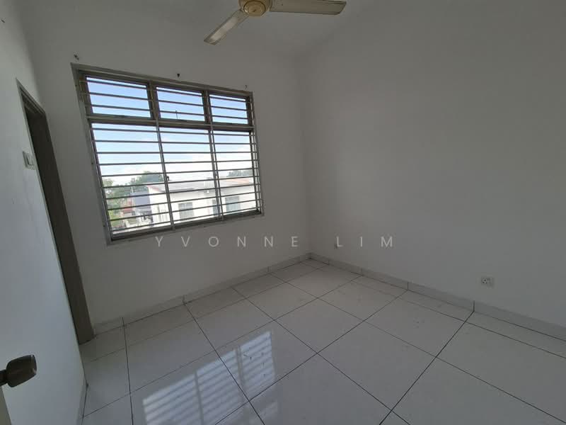 2-storey Terraced House for Sale in Taman Pelangi Indah (Ulu Tiram) - Yvonne Lim - PropertyGuru.com.my