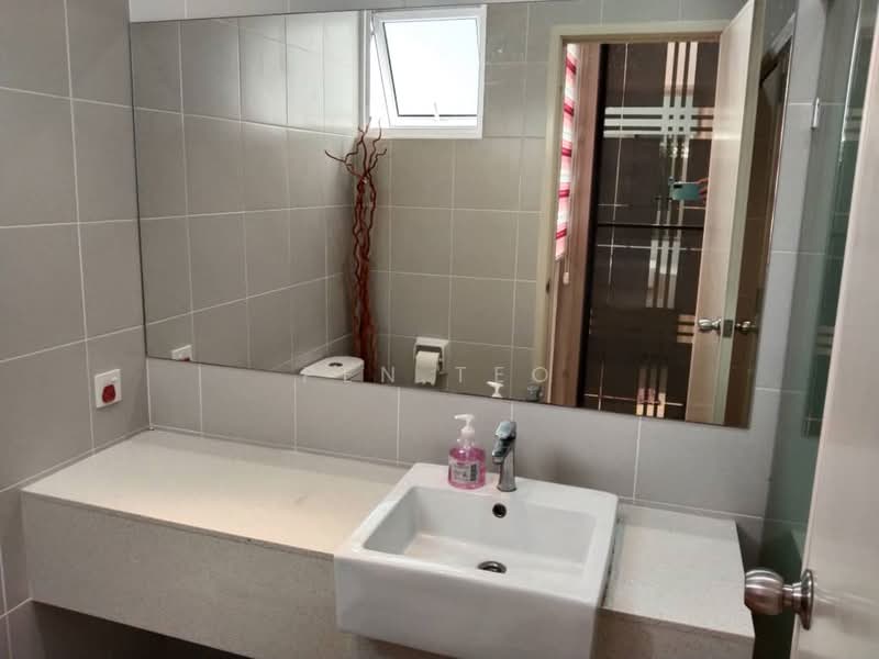 Condominium for Sale at Imperial Residences - Pen Teo - Bathroom - PropertyGuru.com.my