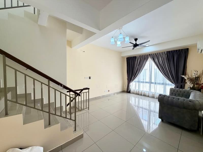 The Strata untuk Untuk Dijual - RM 495,000, Feb 2026 - Living Room - PropertyGuru.com.my