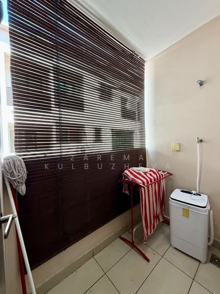 The Strata untuk Untuk Dijual - RM 495,000, Feb 2026 - Balcony - PropertyGuru.com.my