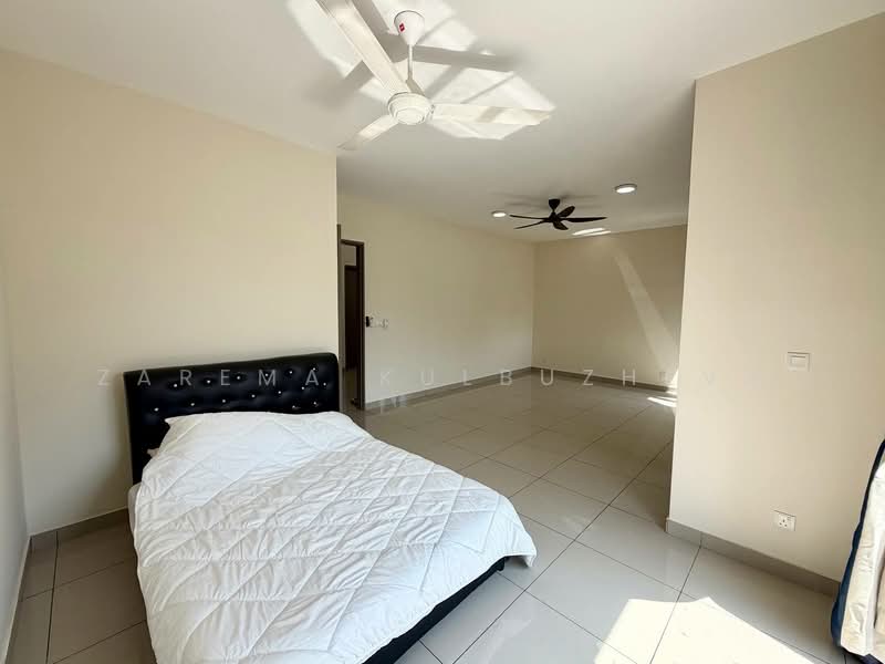 The Strata untuk Untuk Dijual - RM 495,000, Feb 2026 - Bedroom - PropertyGuru.com.my