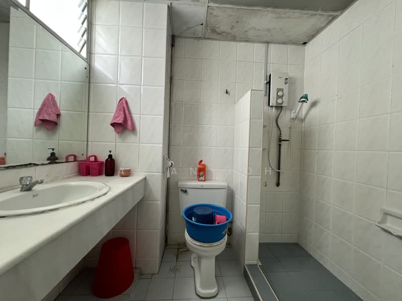 Condominium for Sale at Leader Garden - Allan Goh - Bathroom - PropertyGuru.com.my