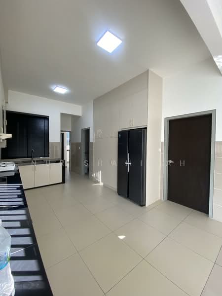 2-storey Terraced House for Rent in Elmina (Shah Alam) - Nur Shahidah - Kitchen - PropertyGuru.com.my
