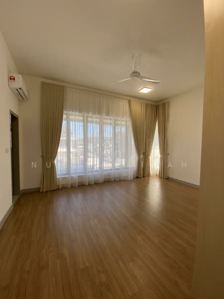 2-storey Terraced House for Rent in Elmina (Shah Alam) - Nur Shahidah - Living Room - PropertyGuru.com.my