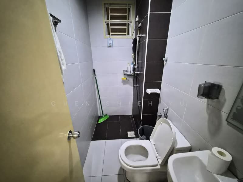 Nusa Heights (Nusa Puncak) untuk Untuk Dijual - RM 468,000, Feb 2026 - Bathroom - PropertyGuru.com.my