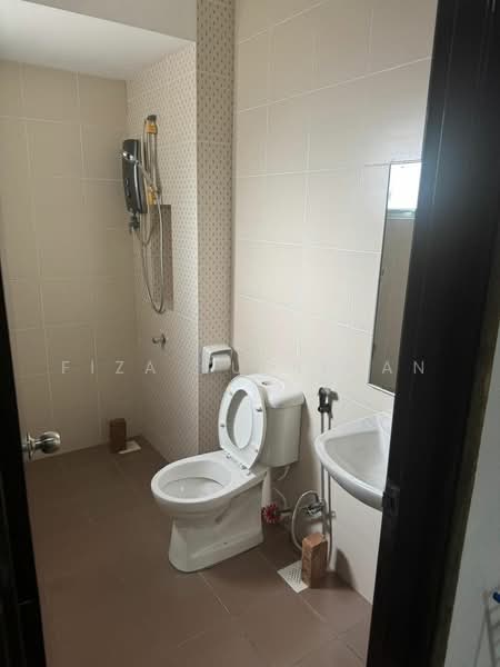 2-storey Terraced House for Sale in Taman Nusa Idaman (Iskandar Puteri (Nusajaya)) - Fiza Sulaiman - Bathroom - PropertyGuru.com.my