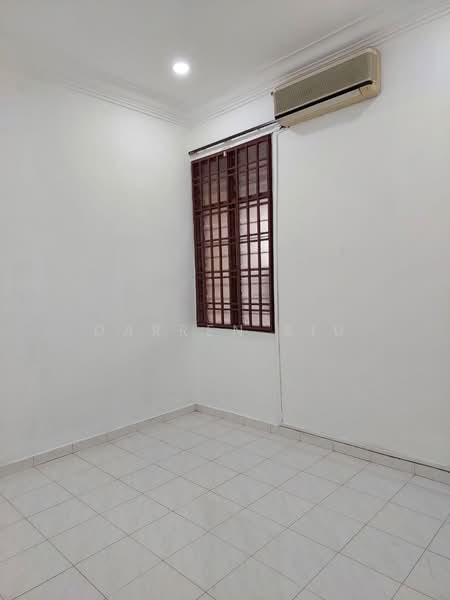 1-storey Terraced House for Sale in Taman Puteri Wangsa (Ulu Tiram) - Darren Siu - Interior - PropertyGuru.com.my