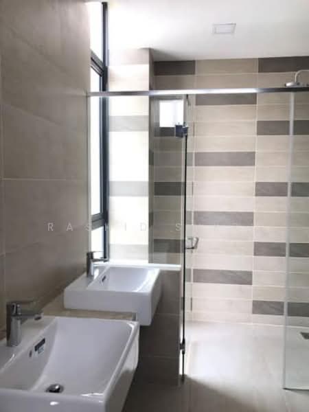 3-storey Terraced House for Rent in Ampang (Kuala Lumpur) - Rashid Sukri - Bathroom - PropertyGuru.com.my