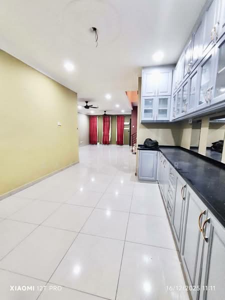 2-storey Terraced House for Sale in Kajang (Selangor) - Basri Munir - Kitchen - PropertyGuru.com.my