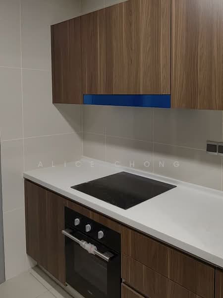 Service Residence for Sale at The Era @ Duta North - Alice Chong - Kitchen - PropertyGuru.com.my