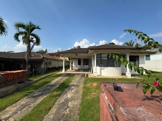 Taman Bunga Raya, Bukit Beruntung untuk Untuk Dijual - RM 530,000, Feb 2026