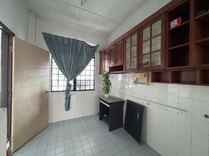 Bungalow for Sale in Rawang (Selangor) - Zairul Hamedi Bin Zainal - Kitchen - PropertyGuru.com.my
