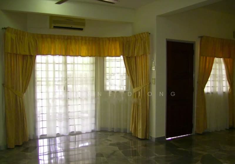 2-storey Terraced House for Rent in Usj 20 (Subang Jaya) - Joanne Diong - Living Room - PropertyGuru.com.my