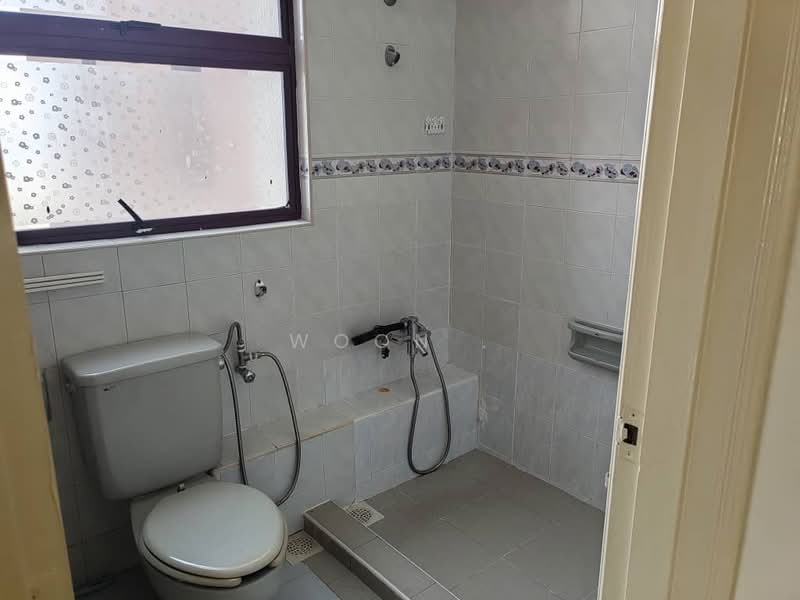 Condominium for Rent at The Golden Coast - Woon . - Bathroom - PropertyGuru.com.my