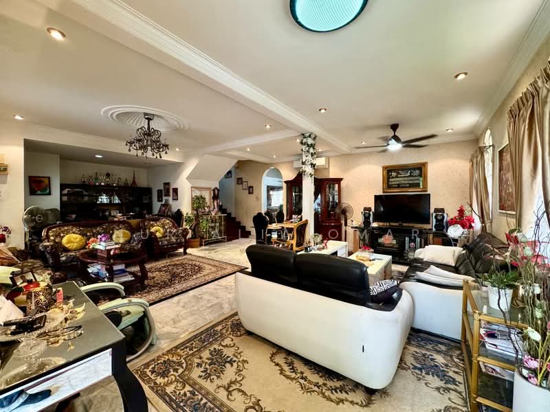 2-storey Terraced House for Sale in Shah Alam (Selangor) - Nur Alia Omar - Living Room - PropertyGuru.com.my