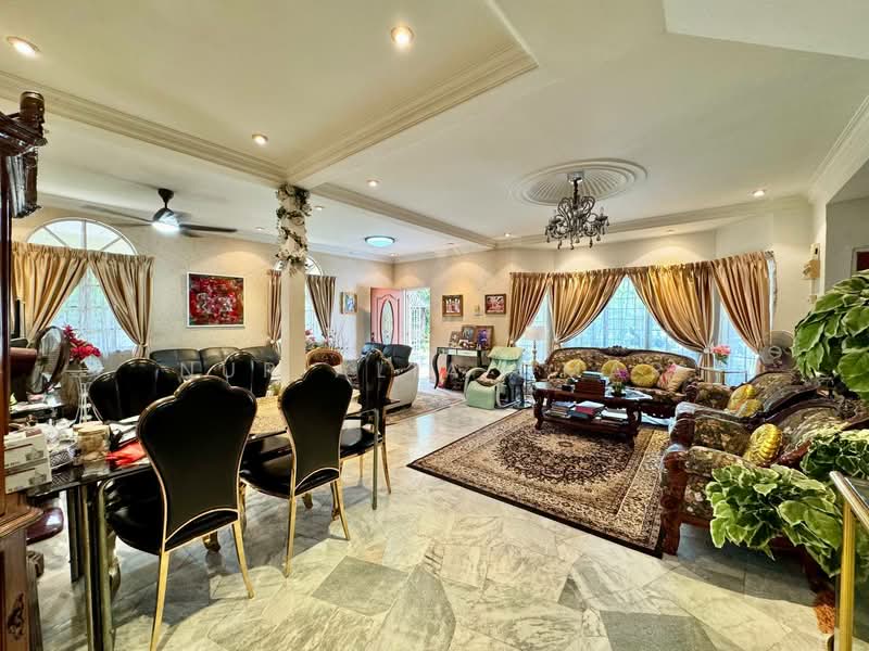 2-storey Terraced House for Sale in Shah Alam (Selangor) - Nur Alia Omar - Living Room - PropertyGuru.com.my