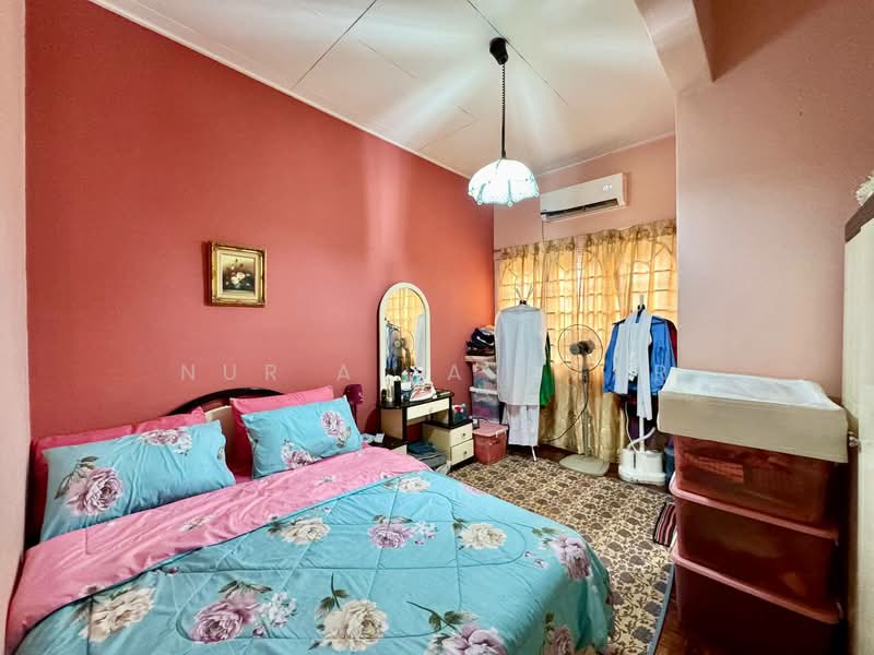 2-storey Terraced House for Sale in Shah Alam (Selangor) - Nur Alia Omar - Bedroom - PropertyGuru.com.my