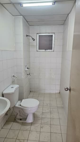 Kondominium untuk Dijual di Park Avenue - Suhkor Md Dom - Bathroom - PropertyGuru.com.my