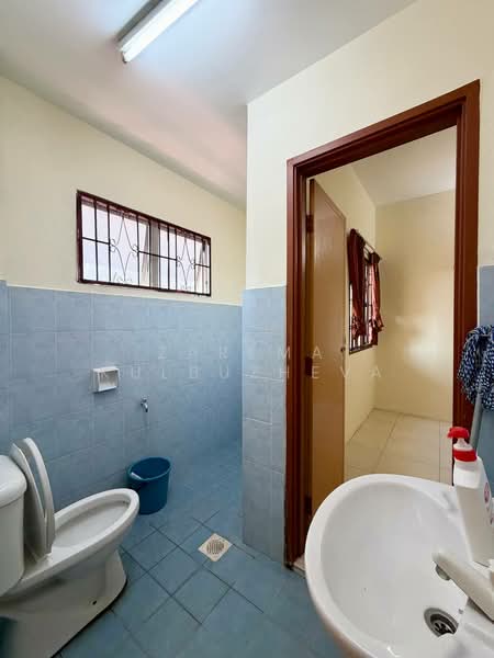 Bandar Baru Bangi untuk Untuk Dijual - RM 540,000, Apr 2026 - Bathroom - PropertyGuru.com.my