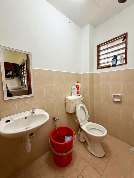 Bandar Baru Bangi untuk Untuk Dijual - RM 540,000, Apr 2026 - Bathroom - PropertyGuru.com.my