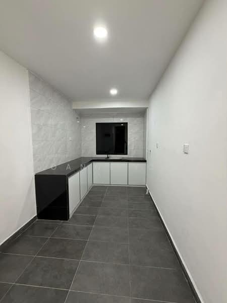 Townhouse for Sale in Tampoi (Johor) - Joanne Yong - Kitchen - PropertyGuru.com.my