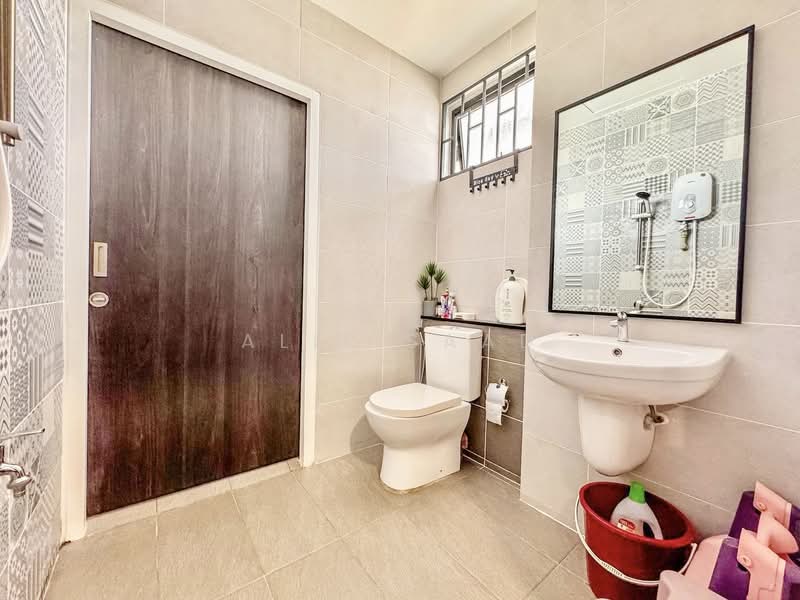 2-storey Terraced House for Sale in Elmina (Shah Alam) - Alif Saad - Bathroom - PropertyGuru.com.my