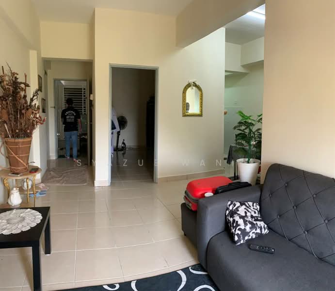 Apartment for Sale at Suria Tropika Apartment - Syazue Wanie - Living Room - PropertyGuru.com.my