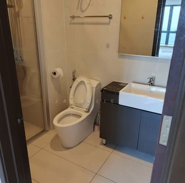 Condominium for Sale at Royal Strand @ Country Garden Danga Bay - Jack Liew - Bathroom - PropertyGuru.com.my