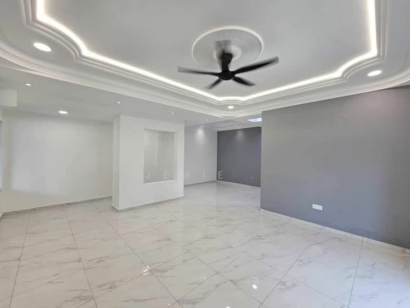 2-storey Terraced House for Sale in Taman Daya (Johor Bahru) - Jemie . - Interior - PropertyGuru.com.my