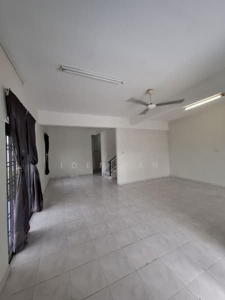 2-storey Terraced House for Sale in Skudai (Johor) - Iden Tan - Living Room - PropertyGuru.com.my