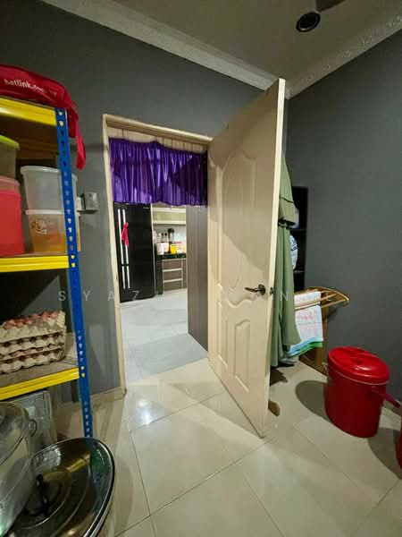 2-storey Terraced House for Sale in Saujana Puchong (Puchong) - Syazue Wanie - Kitchen - PropertyGuru.com.my