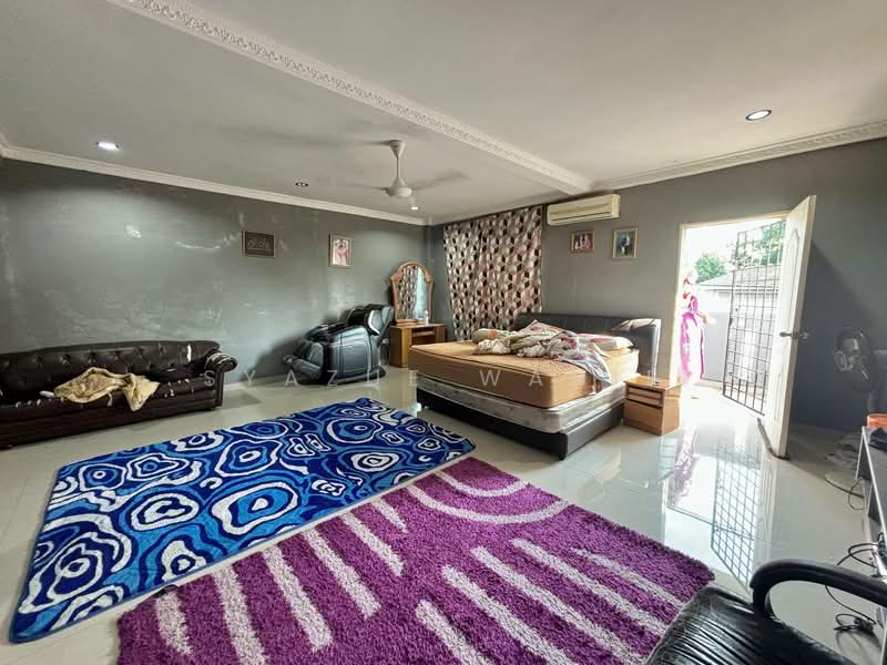 2-storey Terraced House for Sale in Saujana Puchong (Puchong) - Syazue Wanie - Bedroom - PropertyGuru.com.my