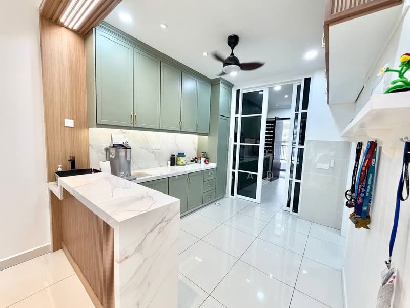 2-storey Terraced House for Sale in Elmina (Shah Alam) - Alif Saad - Kitchen - PropertyGuru.com.my