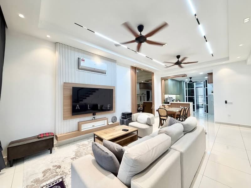2-storey Terraced House for Sale in Elmina (Shah Alam) - Alif Saad - Living Room - PropertyGuru.com.my