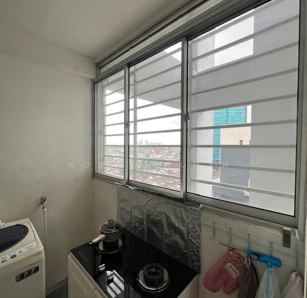 Service Residence for Sale at SetiaWalk - Hooi Karlmen - Kitchen - PropertyGuru.com.my