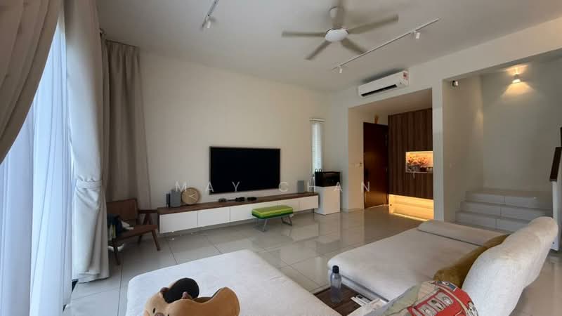 2-storey Terraced House for Sale in Jade Hills (Kajang) - May Chan - Living Room - PropertyGuru.com.my