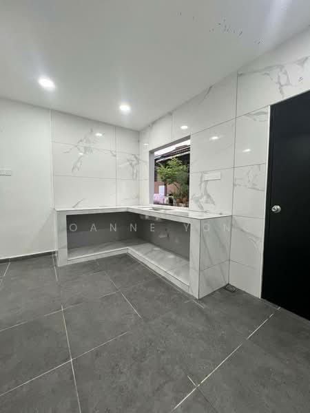 1-storey Terraced House for Sale in Ulu Tiram (Johor) - Joanne Yong - Kitchen - PropertyGuru.com.my