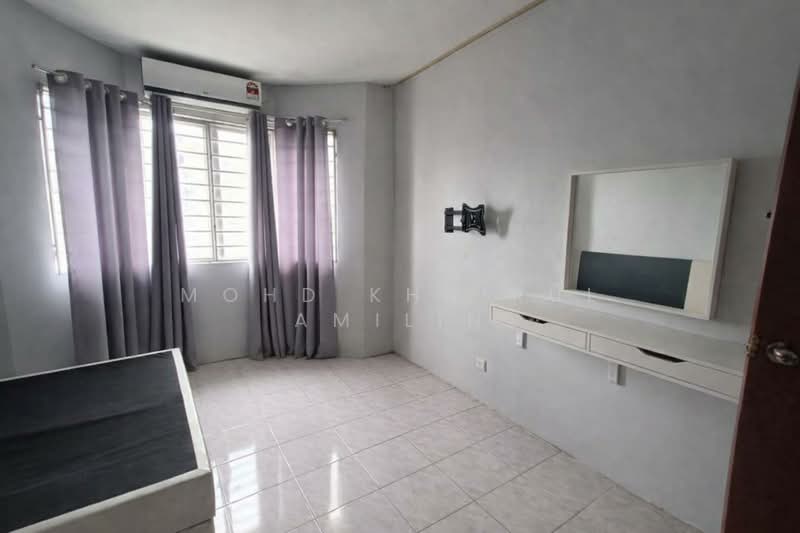 Apartment for Sale at Damai Apartment - Mohd Khairul Amilin - Bedroom - PropertyGuru.com.my